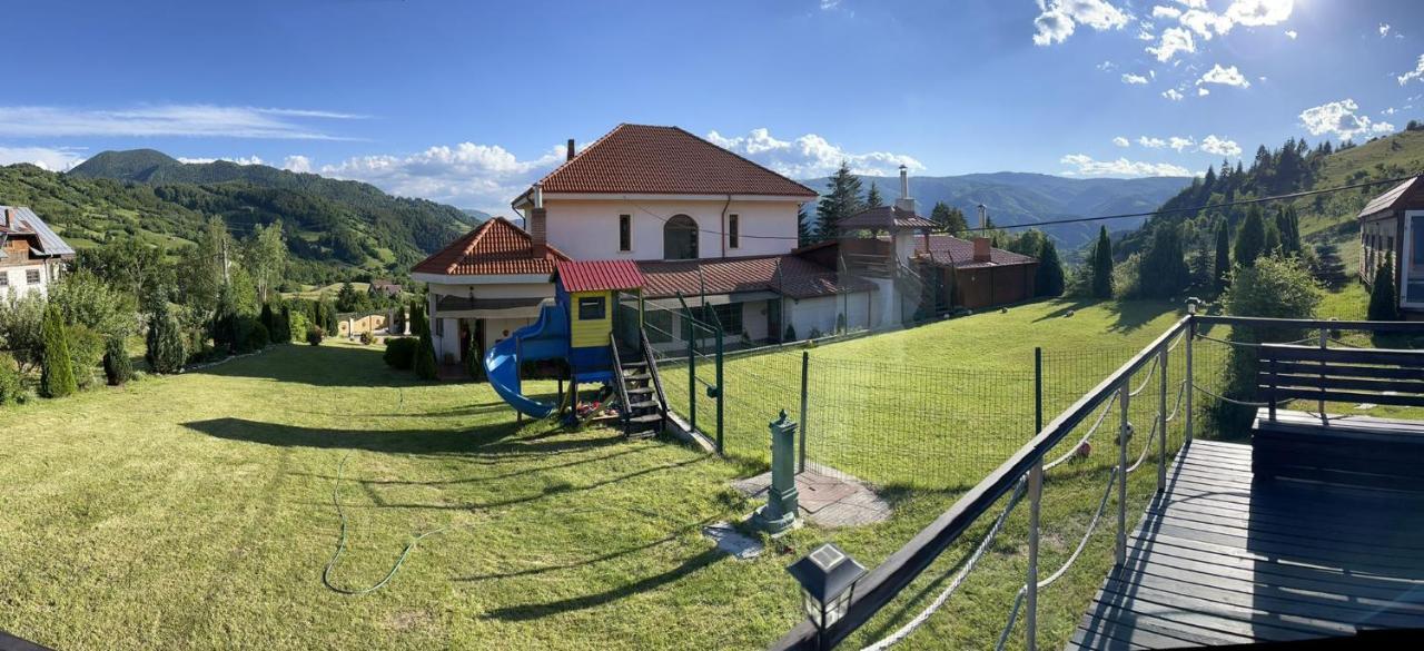 Vila Daria 3 Rucăr Exterior photo